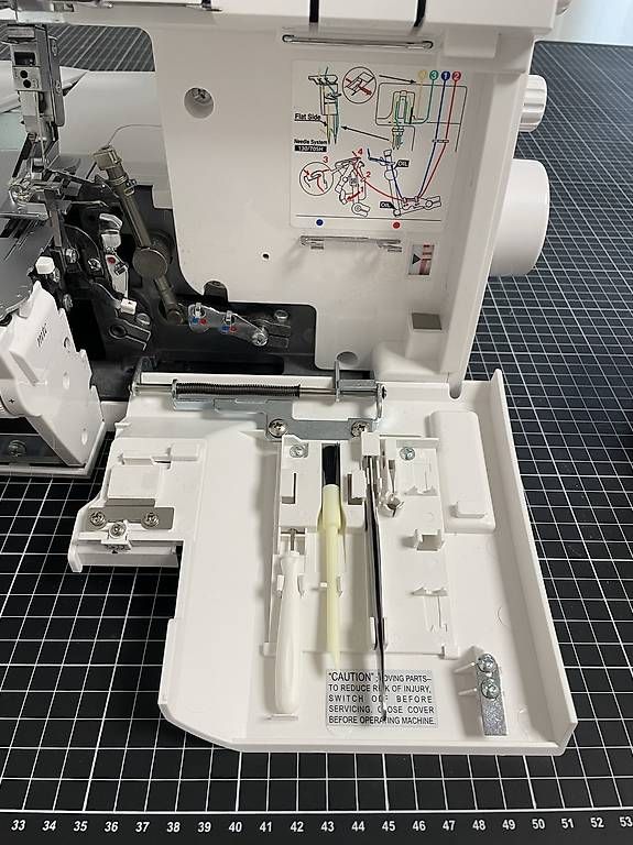 Bernina Macchine da cucire: Bernina Overlock L460 – Usato da Burgdorf venduto da ber_kl5z 1