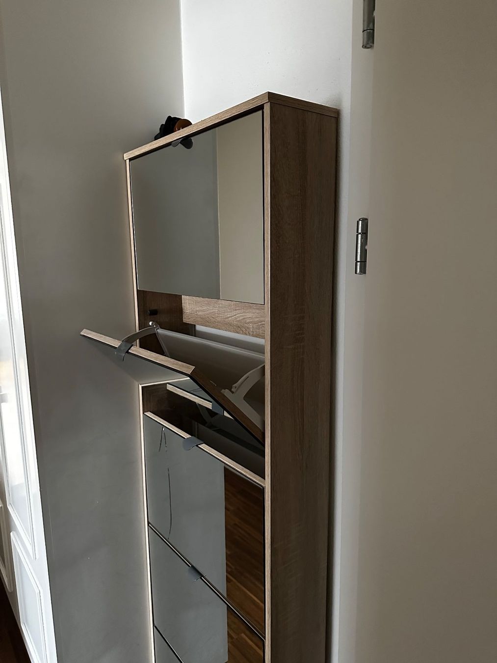 Schränke: Schuhschrank mit Spiegelfront – Gebraucht aus Zürich von and_89pv 1