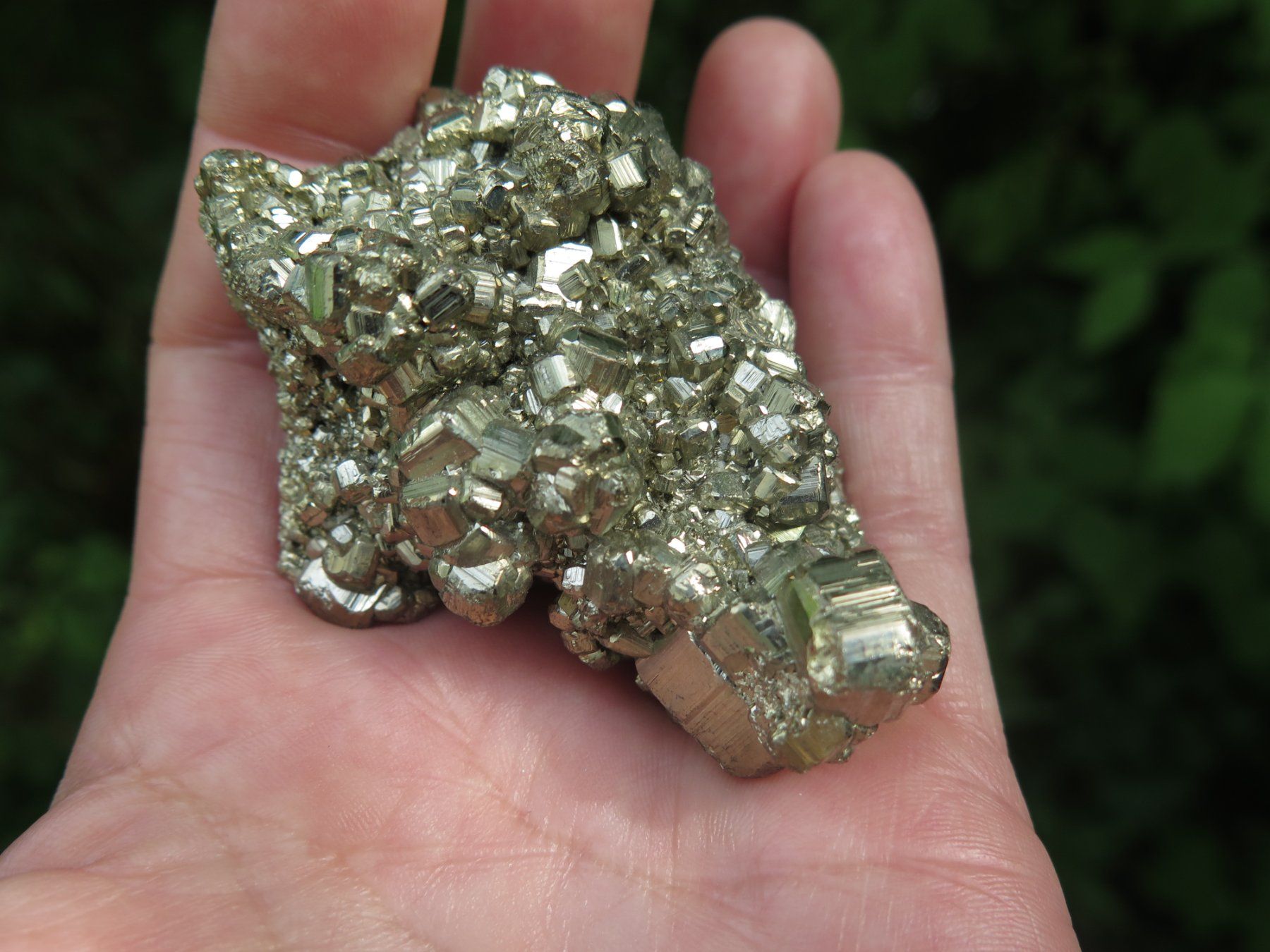 Mineralien & Heilsteine: Pyrit von Peru, sehr Hochglänzend – Gebraucht aus Schaffhausen von Yamakana51L8736OQ8 8