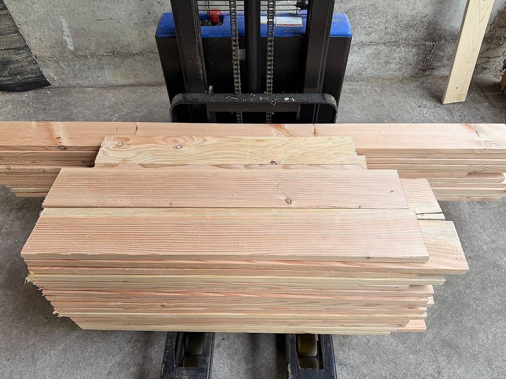 Articoli in legno: Terrassendielen Douglasie CH – Nuovo (secondo la descrizione) da Wallisellen venduto da CH-Holz-CH