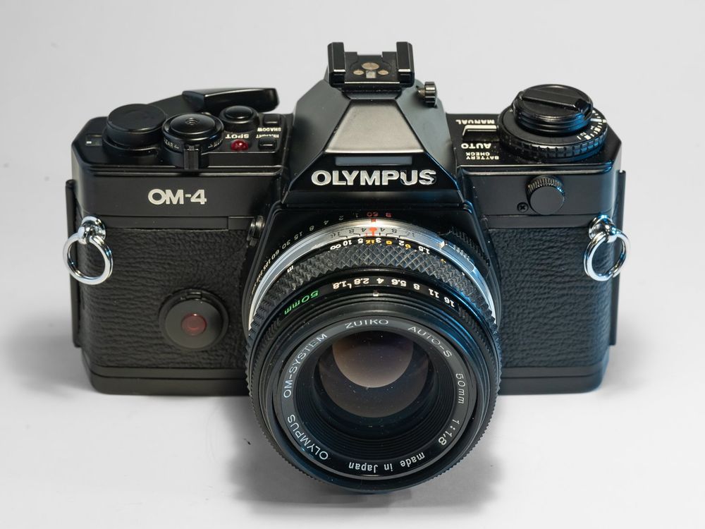 Appareil Photo Olympus OM-4 + Objectif 50mm F/1.8 – Occasion – Argentique