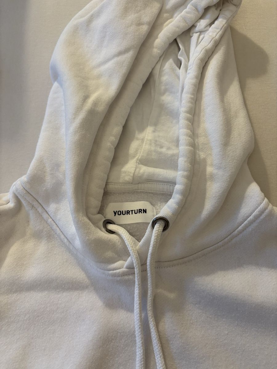 Pullover & Sweatshirts: Weisser Pullover xs yourturn – Gebraucht aus Winterthur von beijaflor777 1