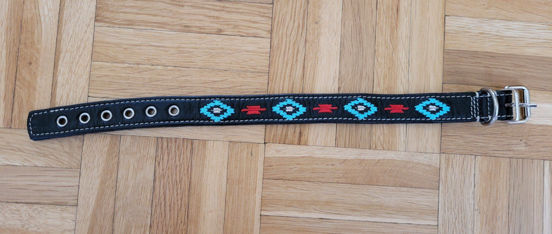 Guinzagli & Collari: Wunderschönes Hundehalsband 23-30,5cm – Usato da Münchenbuchsee venduto da Grundel74 1