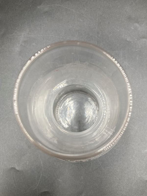 Karaffen: Weinkaraffe mit Weinrebenornament | ca. 5dl | Glas – Gebraucht aus Wittenbach von Restwert_St-Gallen 5