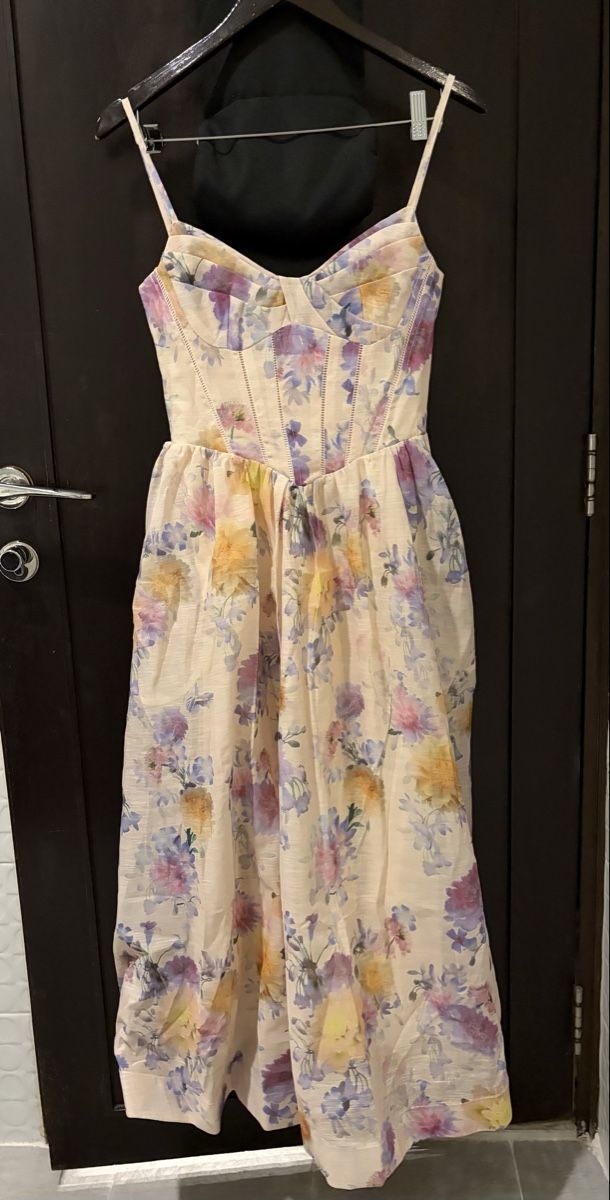 Vestiti: Floral Linen Blend Midi Dress – Nuovo (secondo la descrizione) da St.Josefen venduto da lop_lh8d 3