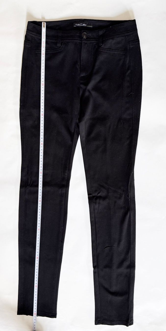 Marc Cain Hosen: MARCCAIN, schwarze Slim-Fit-Hose oder Jeans***** – Gebraucht aus Dübendorf von Orc_nl6t 3