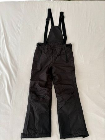 Skihose schwarz Gr. 158 neuwertig