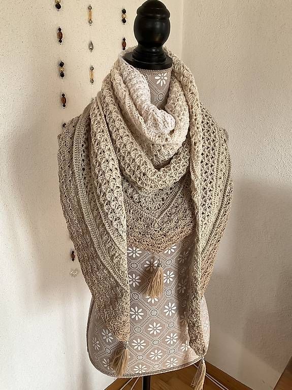 Foulard & Sciarpe: Tuch "Lieblingsmuster" – Nuovo (secondo la descrizione) da Neuhausen venduto da Mandala65