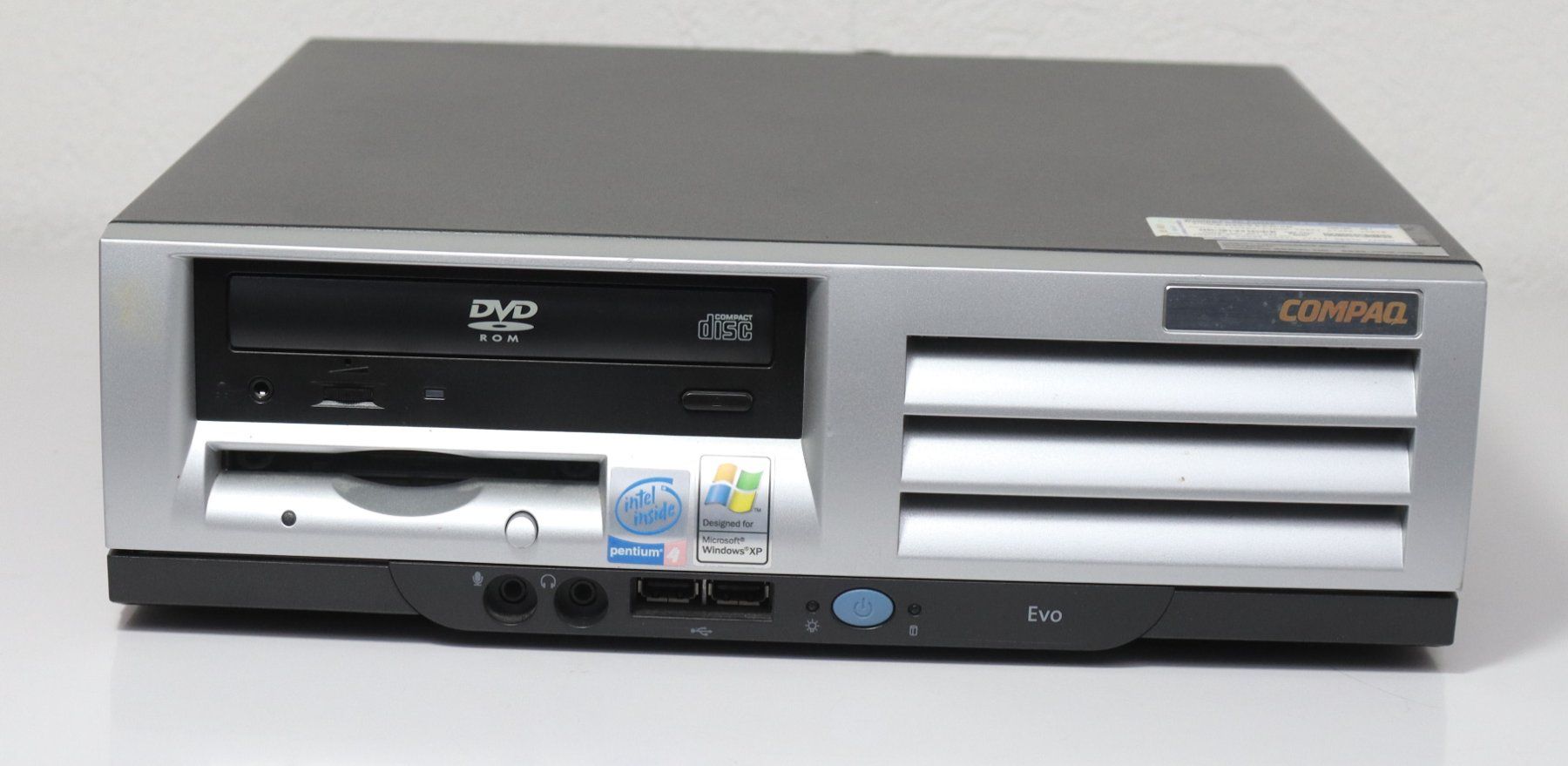 Hewlett Packard PC: Compaq D5S Evo Pentium 4, 1.2GB Ram, Windows XP 32Bit – Usato da Frick venduto da volvo850driver 1