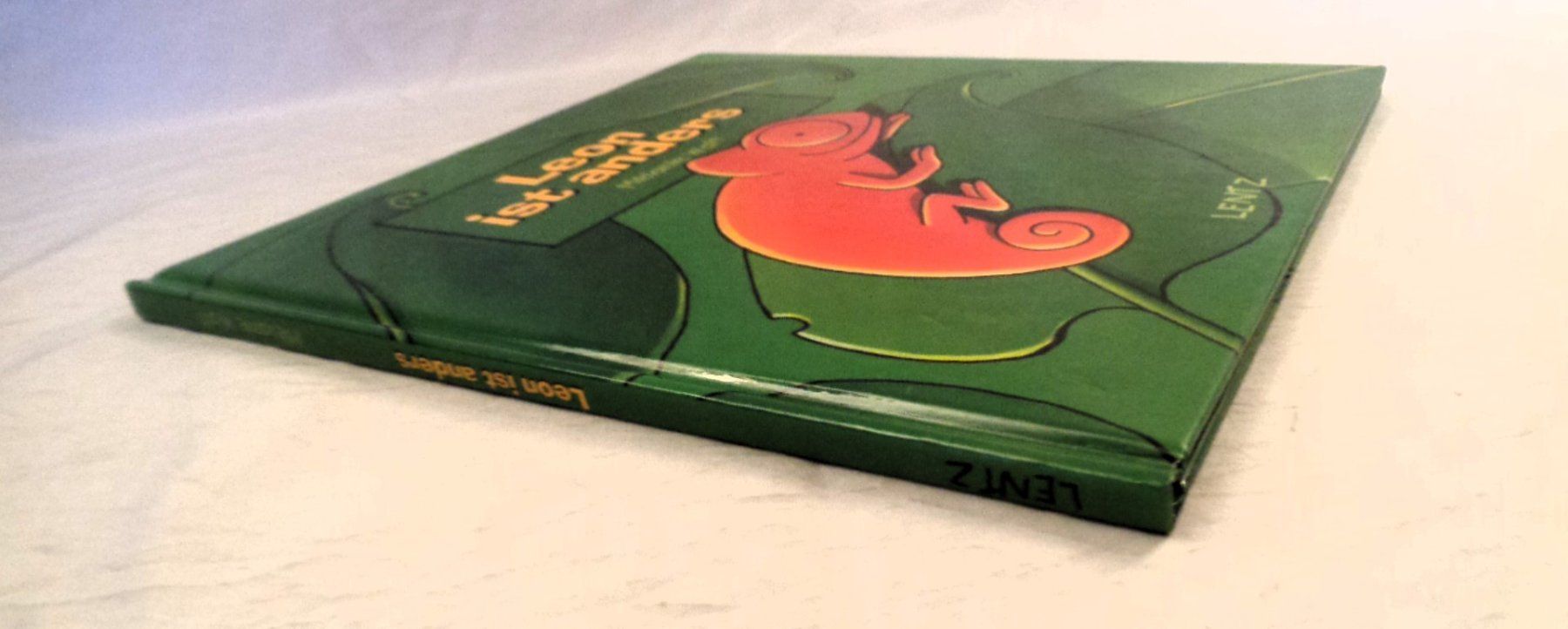 Bücher: Chamäleon Leon ist anders / Bilderbuch Mélanie Watt – Gebraucht aus Bellach von JingleJerry 1