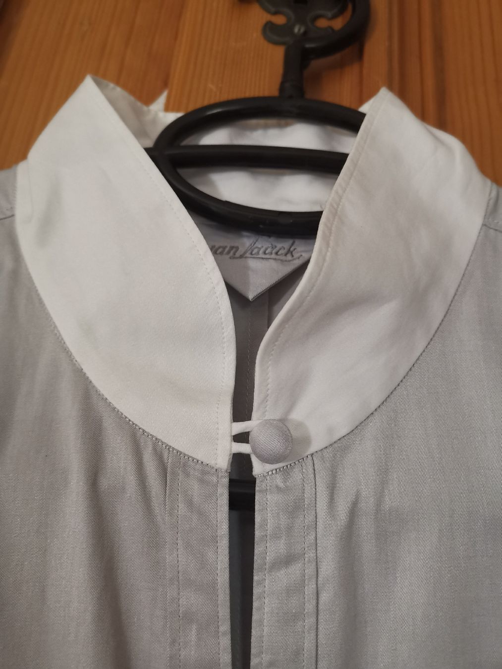 Van Laack Camicette: Van Laack Bluse mit Stehkragen + hübschen Manschetten  – Usato da Uerikon venduto da pink_flamingo 2