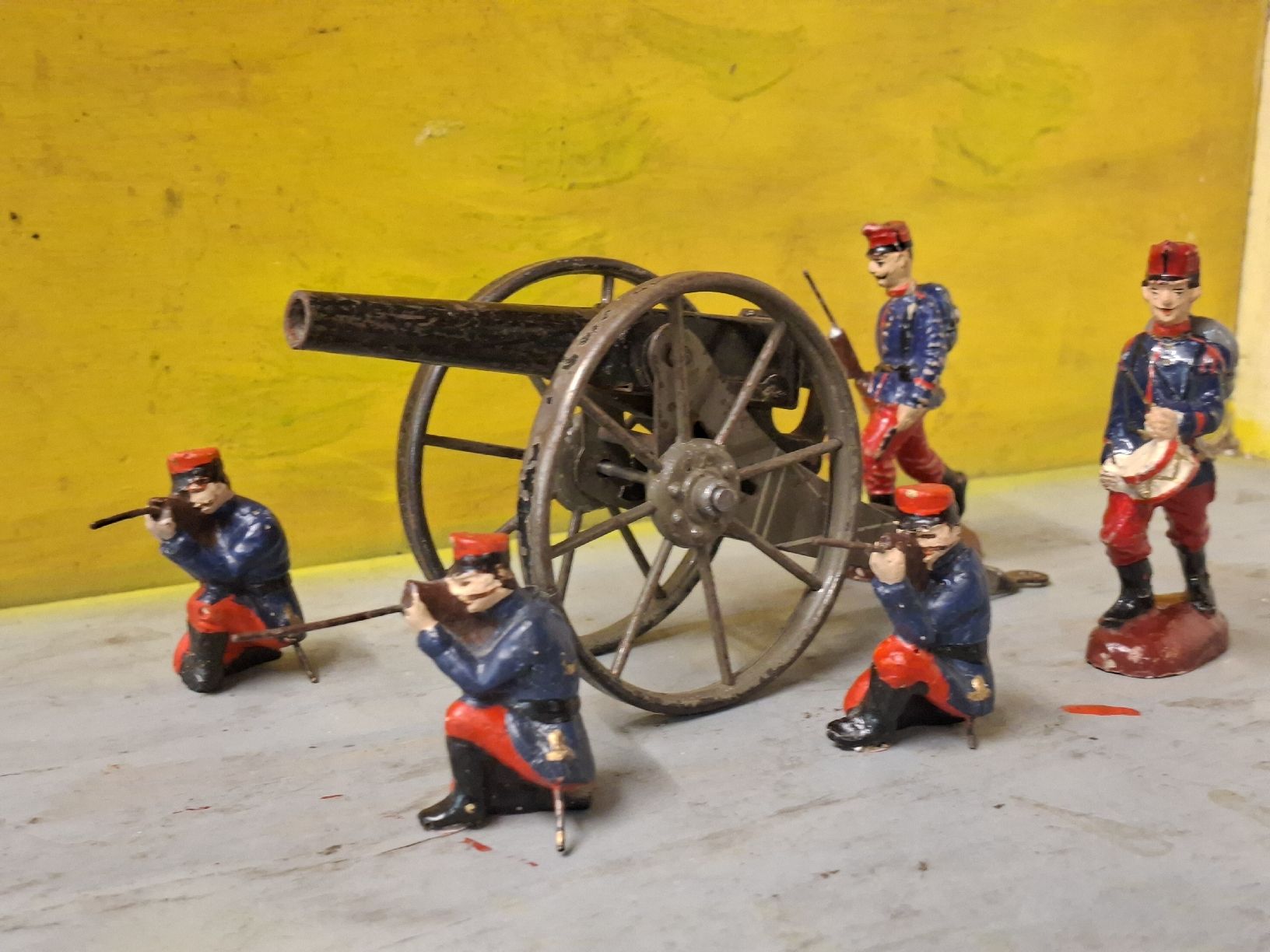 Jouets: Ensemble de 14/18 – D'occasion à Monthey par Jmbois