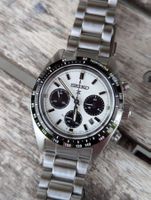 Seiko Speedtimer Solar-Chronograph im klassischen Panda-Look