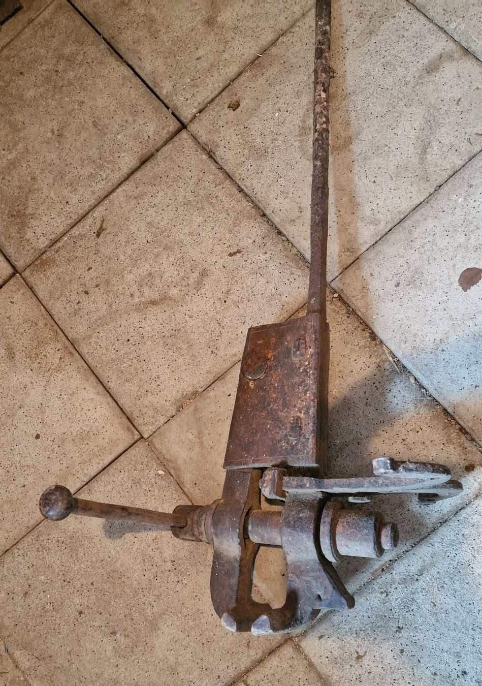 Alle Werkzeuge: Schraubstock antik – Gebraucht aus Rothenburg von Josbi 3