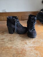 Schwarze H&M Divided Stiefeletten, Grösse 37, Herbst 🍁