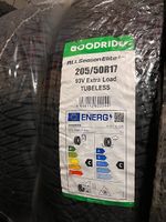 4 neue Winterreifen 205/50R17