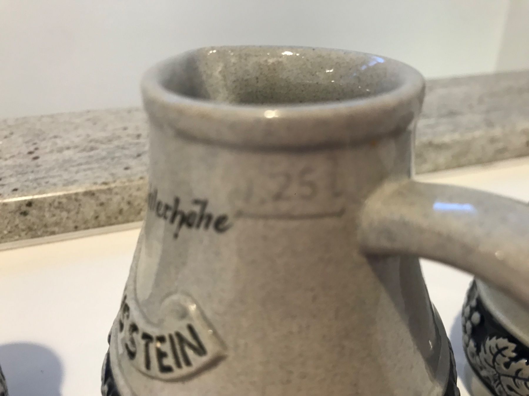 Caraffe: Weinkrug Gerz – Usato da losone venduto da china06 2