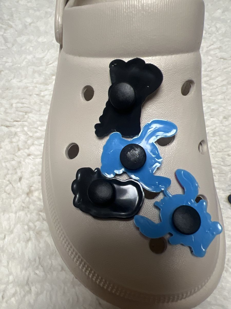 Scarpe da uomo: charms Crocs thème Lilo & Stitch - été tropical! – Nuovo e nell'imballaggio originale da Chenens venduto da anasantos90 2