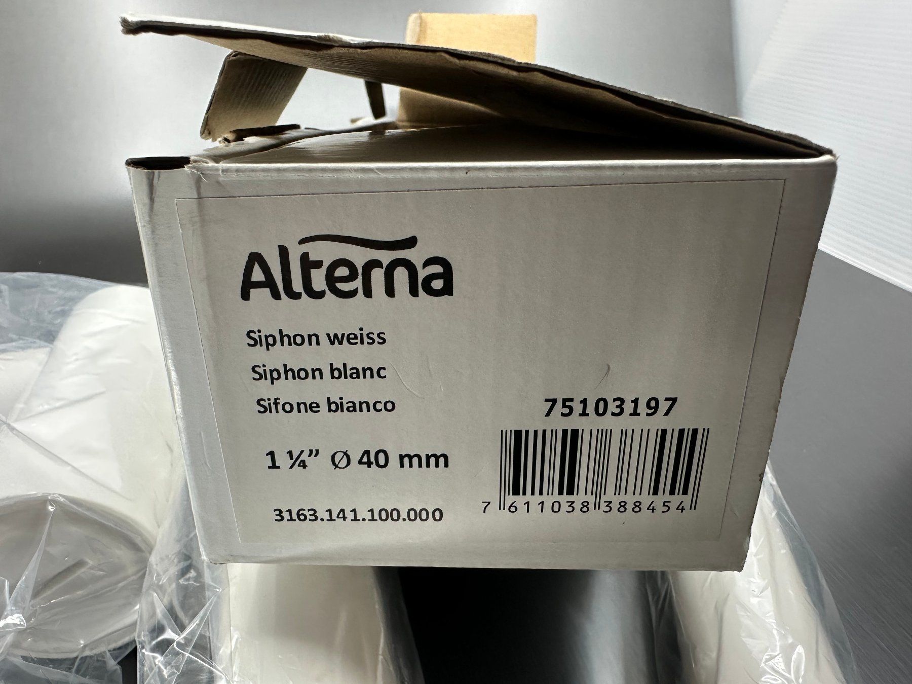 Alterna Rubinetteria: Siphon Alterna, 1 1/4" D:40mm. 75103197 – Usato da Arisdorf venduto da Liquidus 2