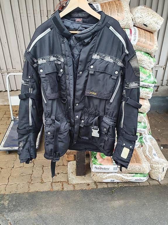 Jacken: Motorrad Jacke – Gebraucht aus Balsthal von Rucksackschweizer