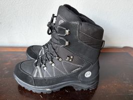 Bottes d'hiver, taille 39 prix neuf 149.95 Parfait état
