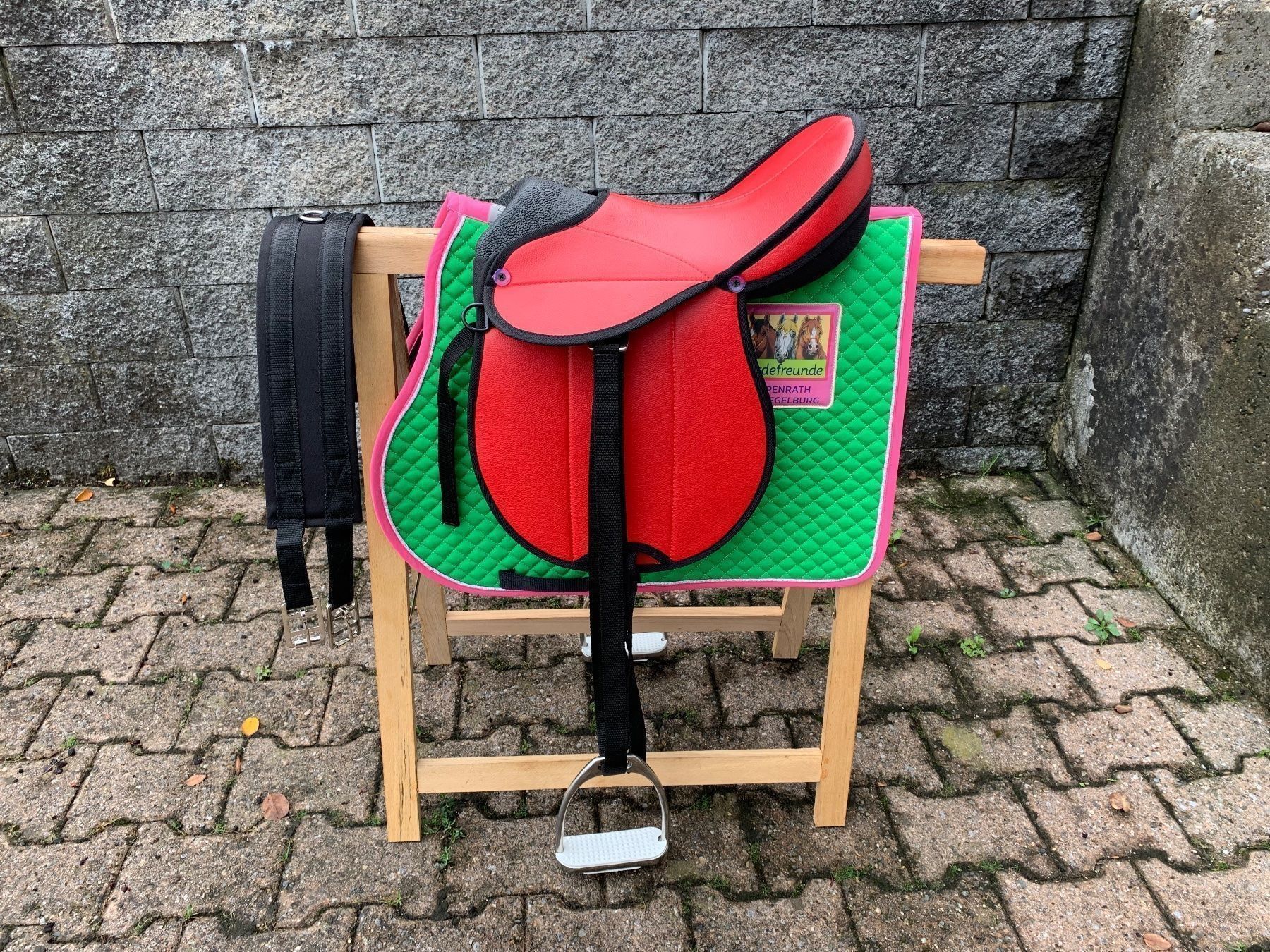 Selle & Accessori: schönes rotes Ponysätteli – Usato da Feldbach venduto da Fea1 3