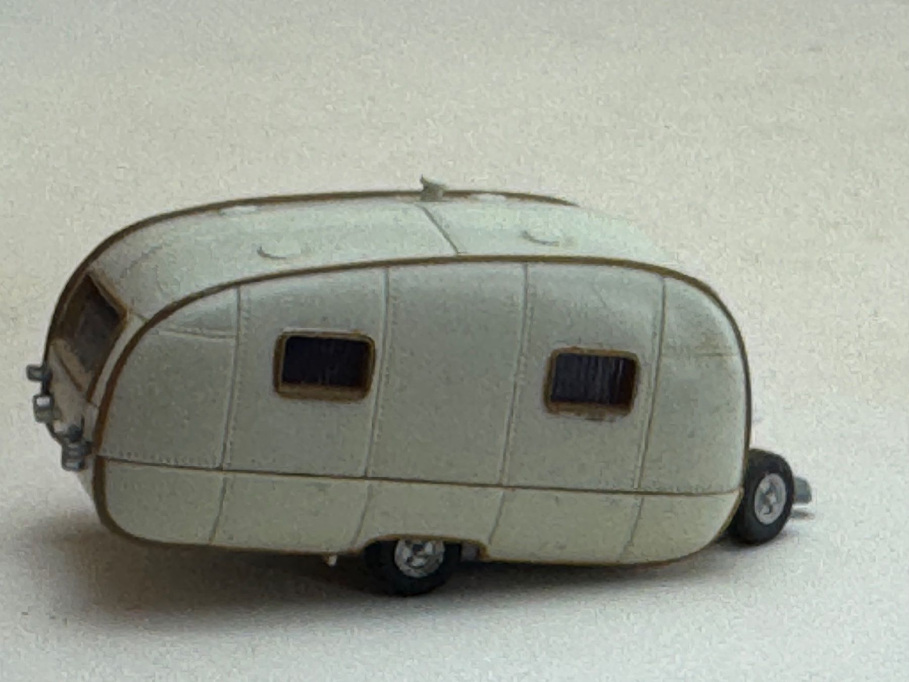 Modellini d'auto: EB- Hongwell Wohnwagen weiss – Usato da Elm venduto da Wikmtz 1