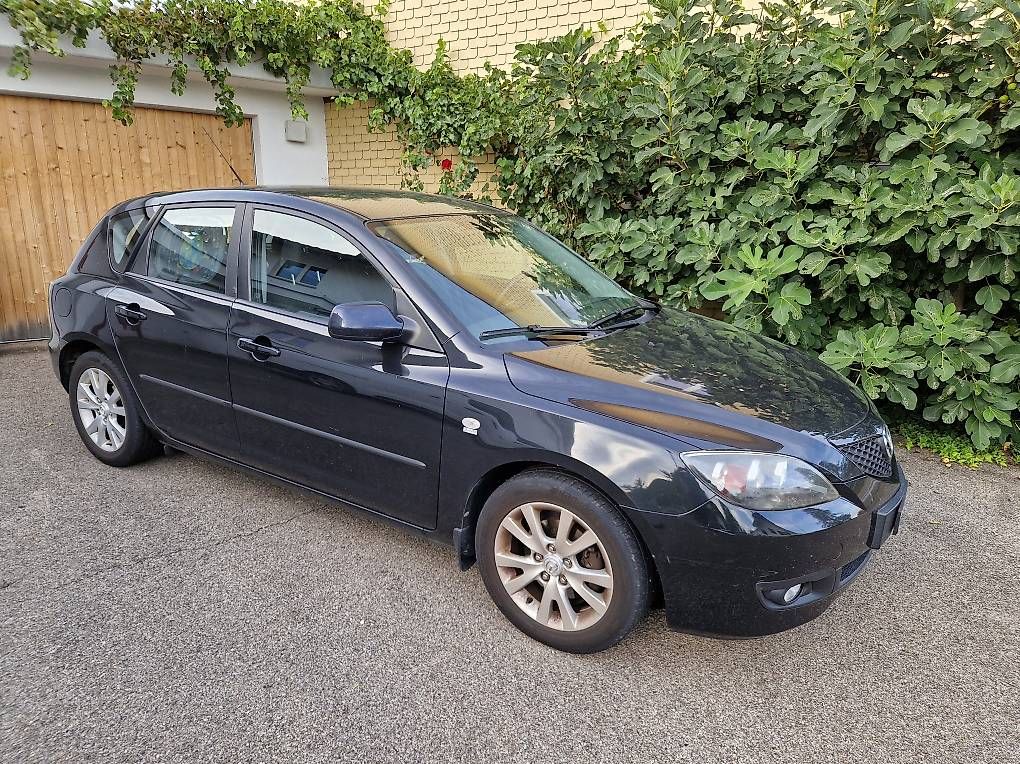 Autos: Mazda 3 Hatchback für Bastler oder Export – Defekt aus Schwarzenbach SG von mar_mf8y 1