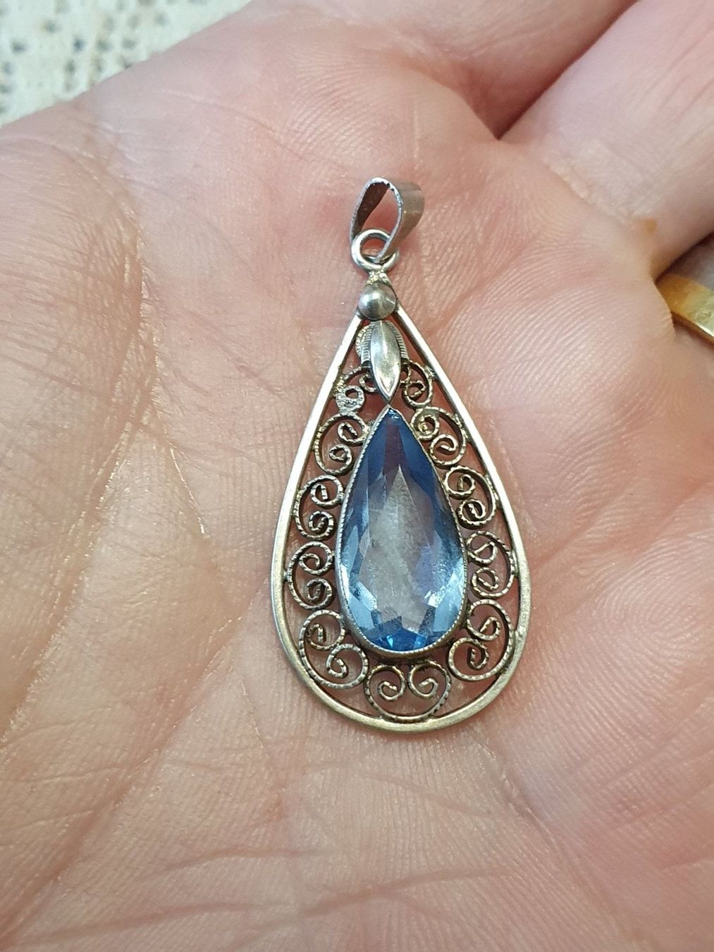 Gablonzer Ciondoli: Jugendstil Bijou - Eye-Catcher – Usato da Wohlen AG venduto da palmsprings 1