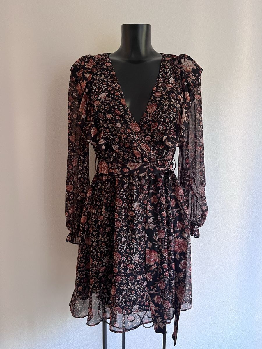 Mango Kleider: MNG Kleid Blumenmuster schwarz XS – Gebraucht aus Baden von Didi_sunshine