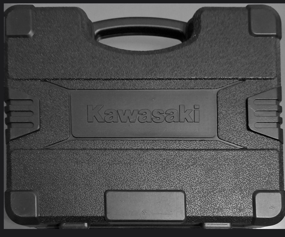 Kawasaki Tutte le macchine: Kawasaki cordless drill and screw driver – Usato da Pratteln venduto da BABA064 3