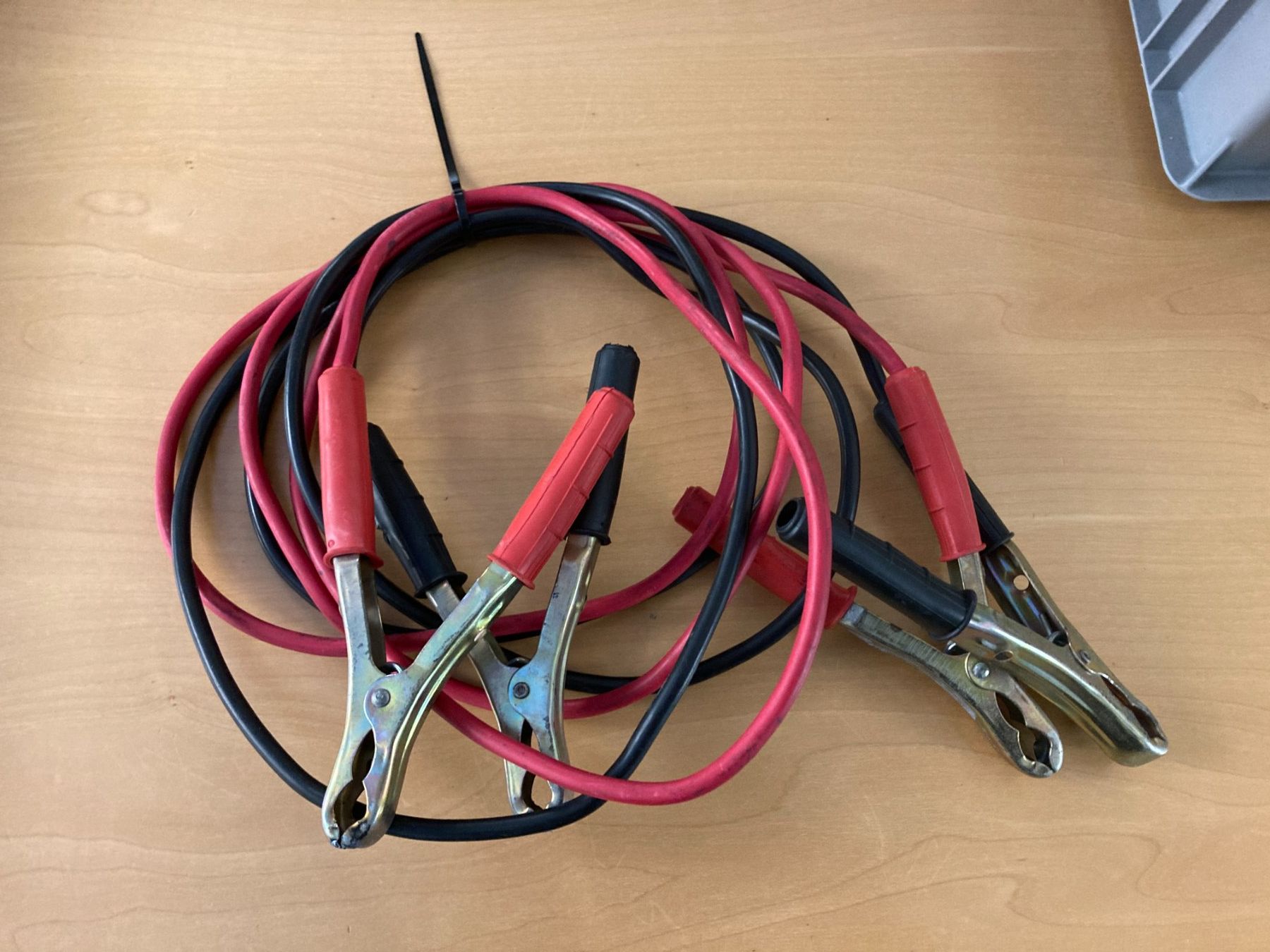 Cavi: Starthilfe Kabel Pannenhilfe – Usato da Cham venduto da WB2223