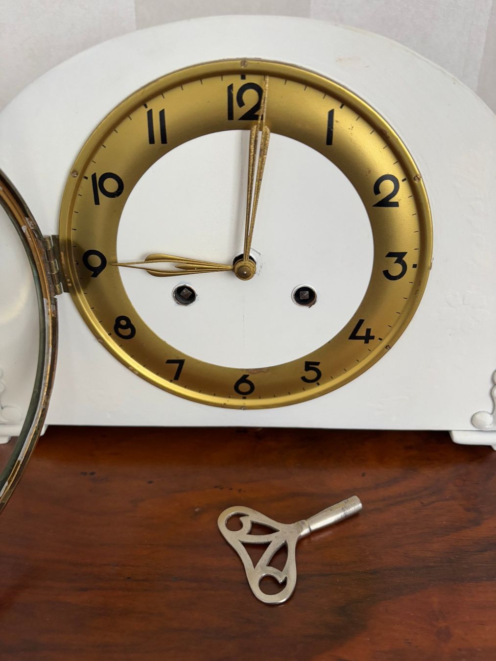 Orologi da terra & Orologi da parete: Antike Buffetuhr in weiss um 1940 – Usato da Jegenstorf venduto da Hibiscus11 1