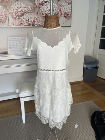 Kleid in Weiss mit Spitze, H&M, 38