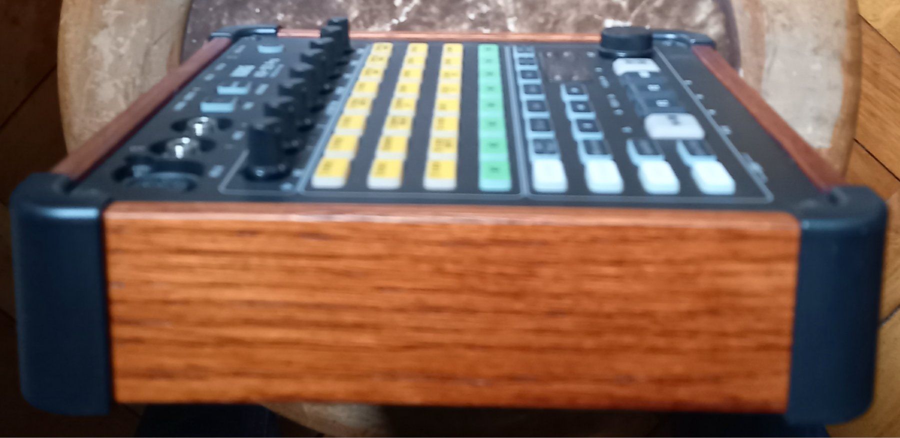 Strumenti musicali: Korg KR-55 Pro Drumcomputer – Usato da Luzern venduto da garlicia 5