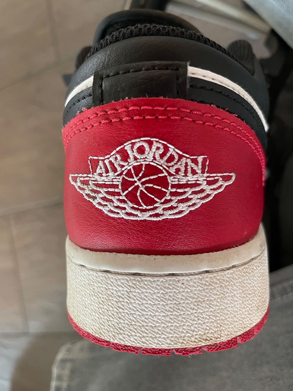 Jordan Schuhe für Jungen: Air Jordan 1 Low – Gebraucht aus Lenzburg von  3