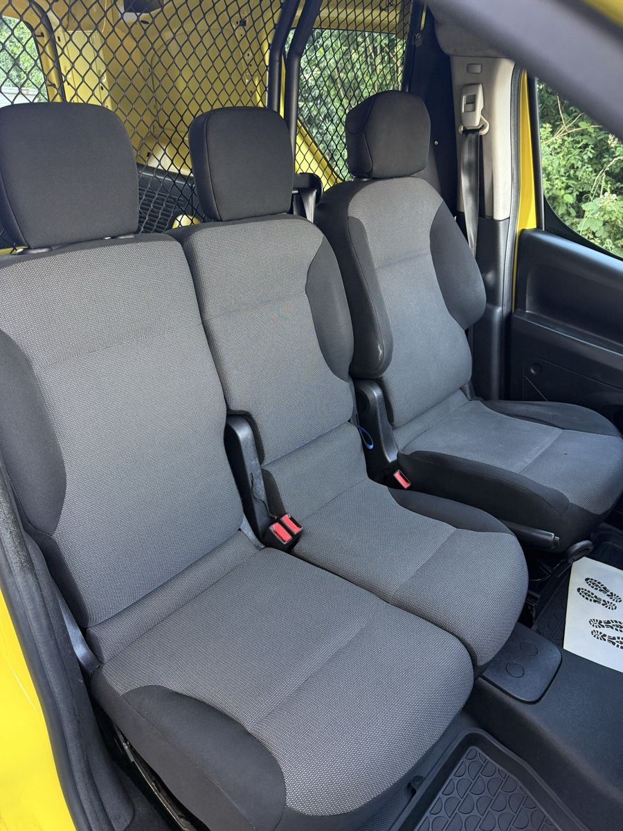 Citroën Nutzfahrzeuge: Citroen Berlingo Automat – Gebraucht aus Rümlang von Rolf68 3