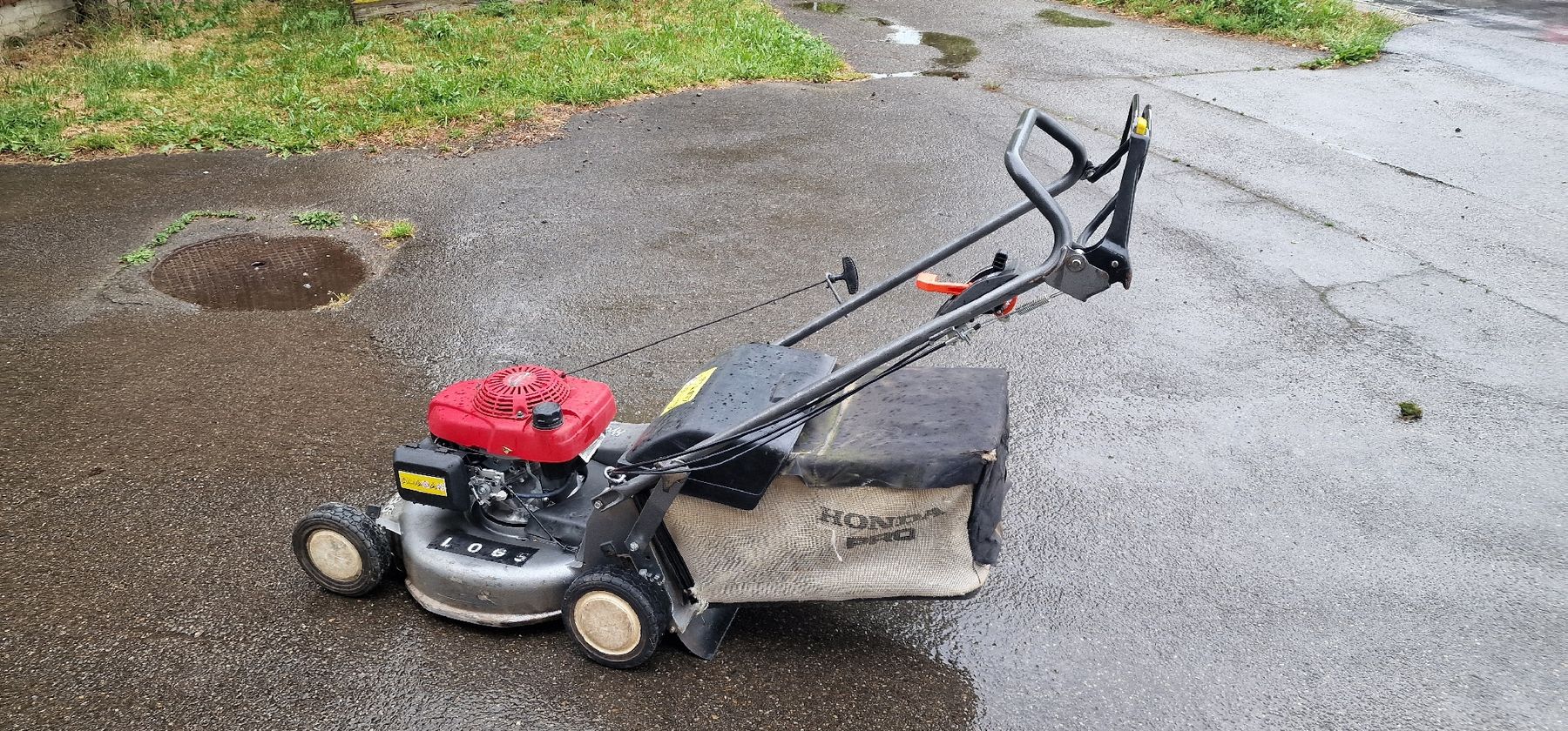 Honda Tondeuses à gazon: Honda HRD536C Rasenmäher  – D'occasion à Tagelswangen par Axel_36 2