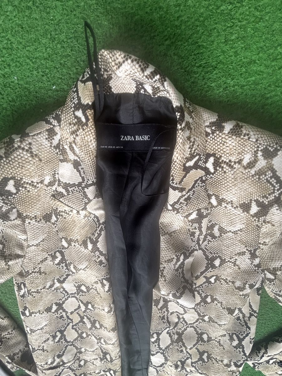 Zara Giacche: Blazer gr.Xs/S von Zara – Usato da Zug venduto da Biki72 1
