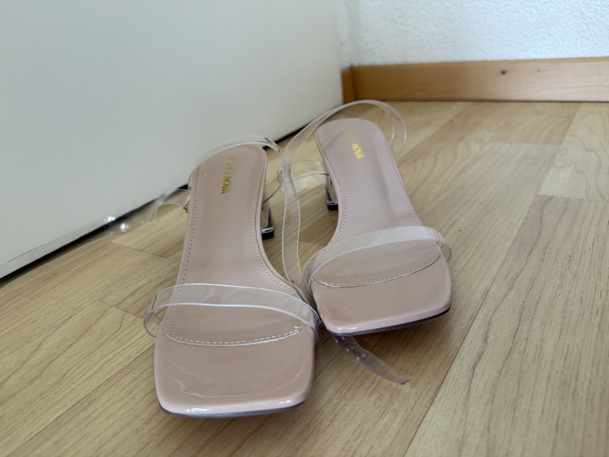 Scarpe da donna: Sandaletten transparent beige Grösse 40 gebraucht – Usato da Zumikon venduto da naiischoen 3