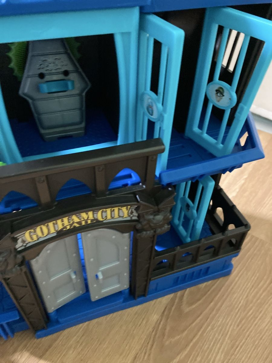 Giocattoli: Batman Gotham City Jail Spielset – Usato da Emmenbrücke venduto da JJ_89 2