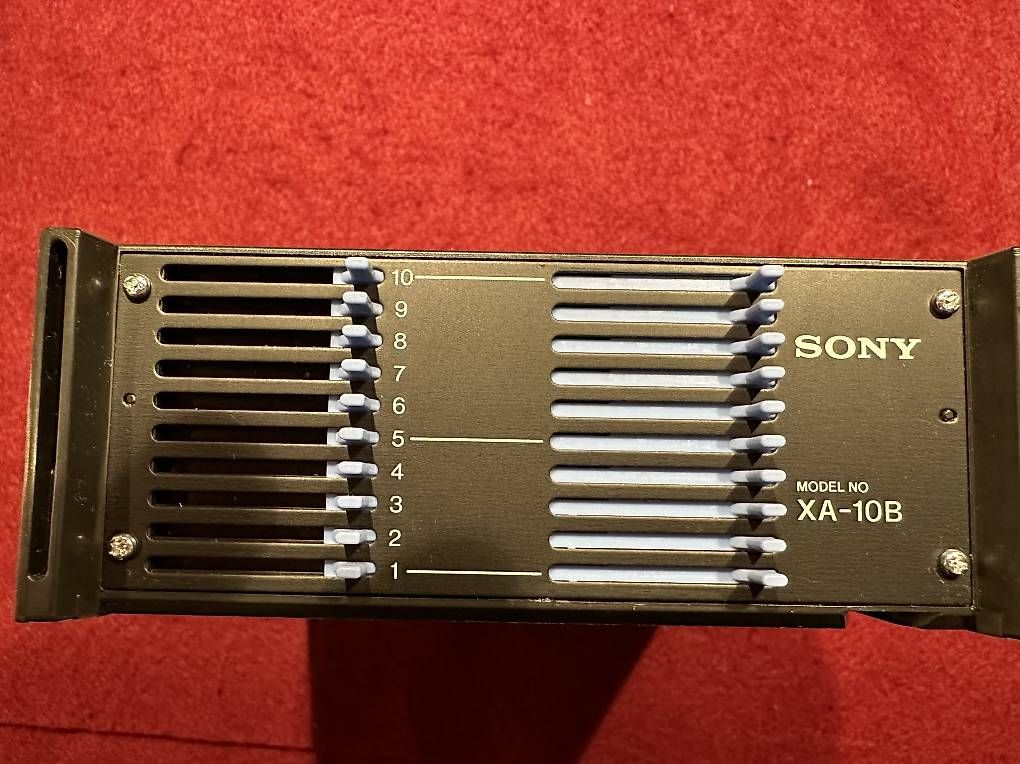 Sony Lettore multimediale & Streamer: Sony Compact Disc Magazine, 10 Disc Automatic Changer – Usato da Sarnen venduto da Kerns01 2