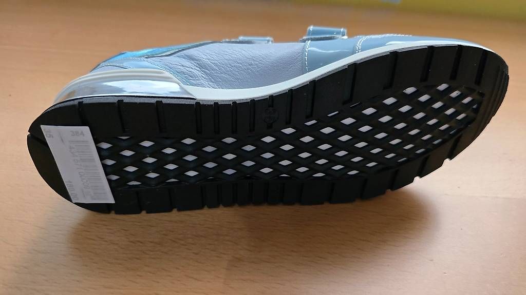 Scarpe per ragazze: Chery Sneaker - 35 - neuwertig – Usato da Thalwil venduto da VitaMini 3