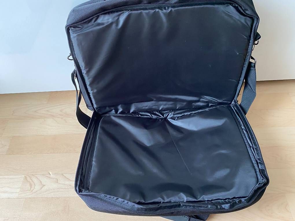 Taschen: Laptoptasche, Notebook Tasche, schwarz – Gebraucht aus Zürich von nad_7gzh 2
