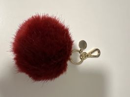 Flauschiger Schlüsselanhänger bordeau