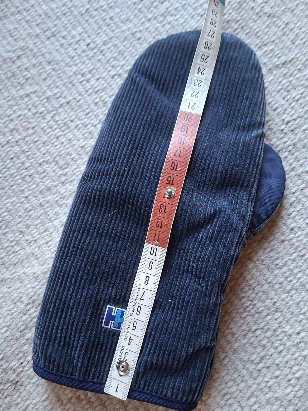 Helly Hansen Handschuhe & Handstulpen: Fausthandschuhe HELLY-HANSEN – Gebraucht aus Mühlebach (Goms) von jad_bg6z 1