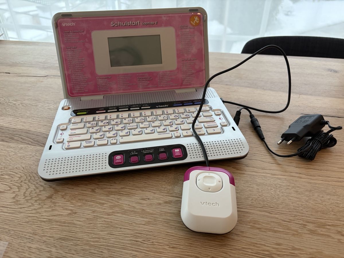 Giocattoli: Schulstart Lern-Laptop vtech, pink – Usato da Herisau venduto da verkaufen75