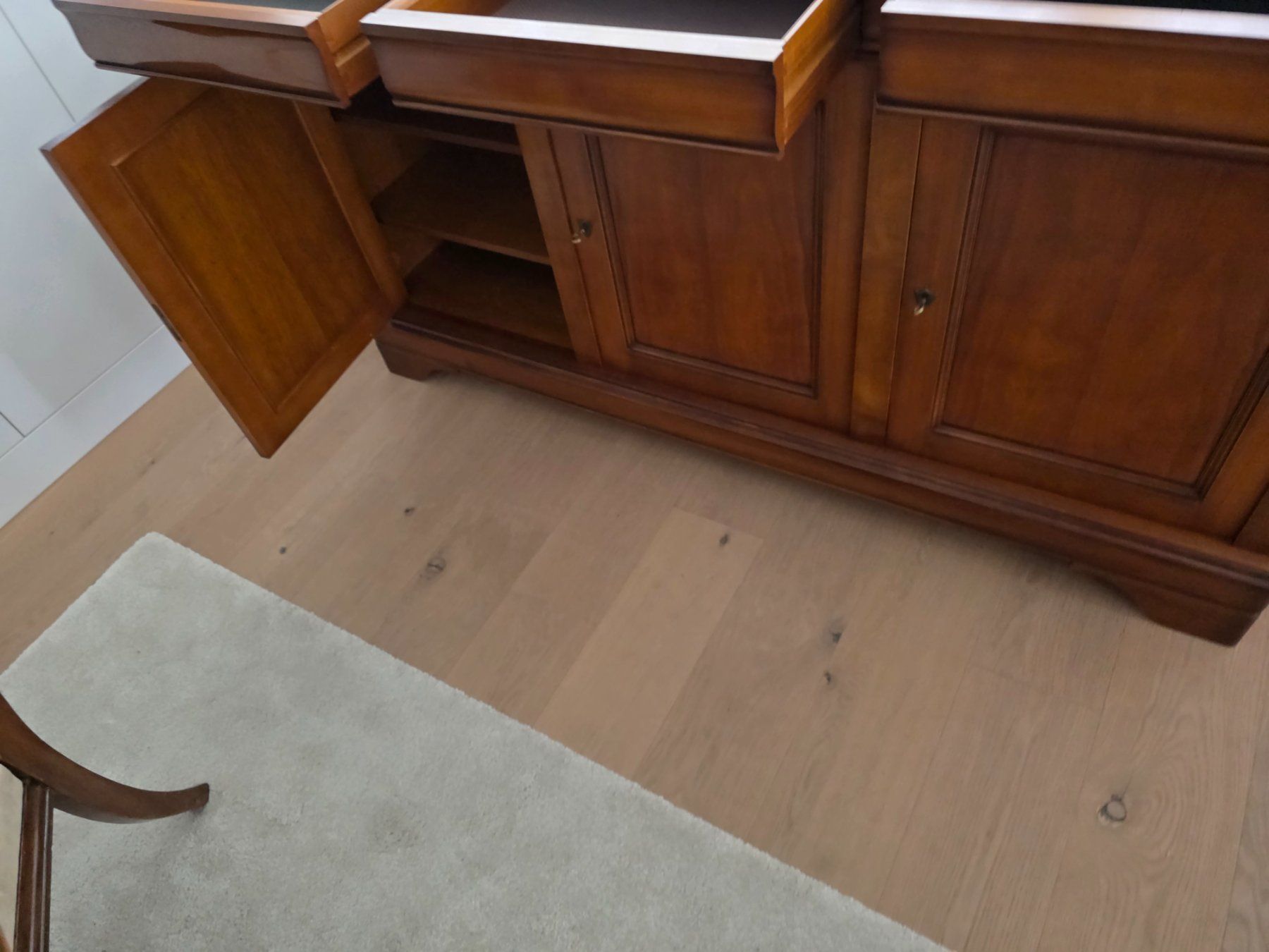 Cassettiere: wuchtiges Sideboard Schrank Esszimmer Möbel Kommode – Usato da Walterswil BE venduto da Lonitti 8