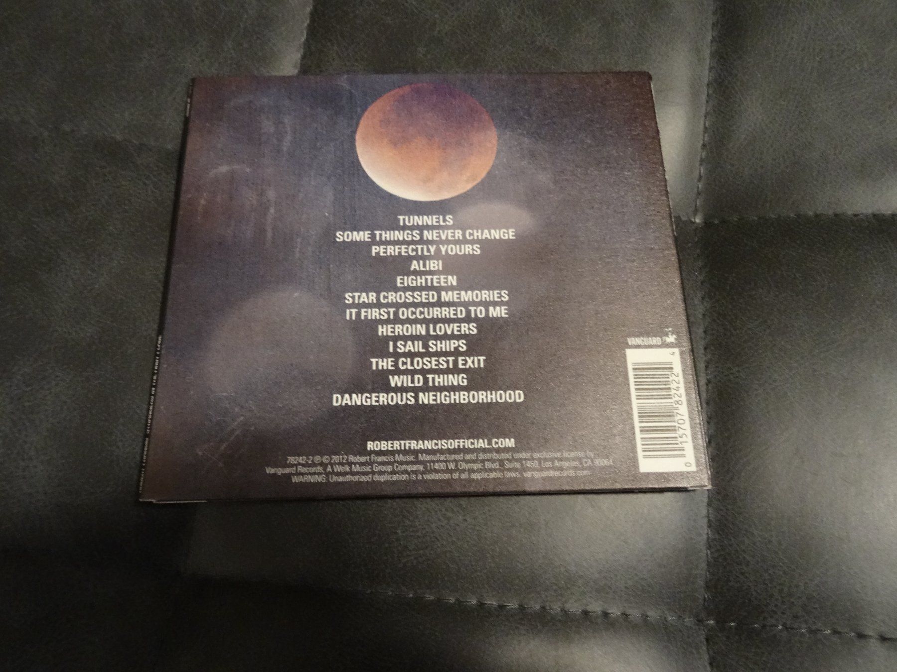 CD: Robert Francis - Strangers in the First Place CD – Usato da Olten venduto da Disc-Ausverkauf 1