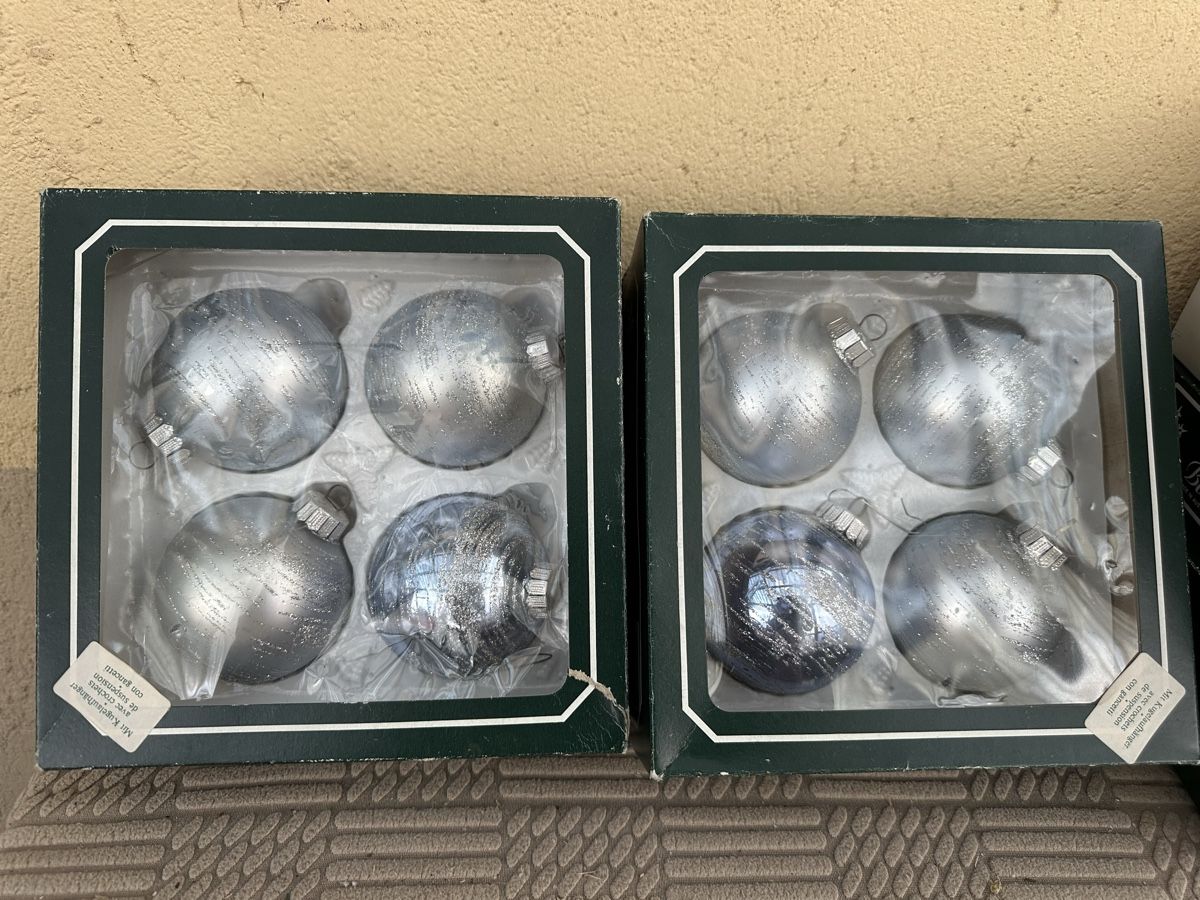 Tutte le decorazioni: Hellblaue Vintage Weihnachtsschmuck Kugeln – Usato da Oberentfelden venduto da vilibrand 5